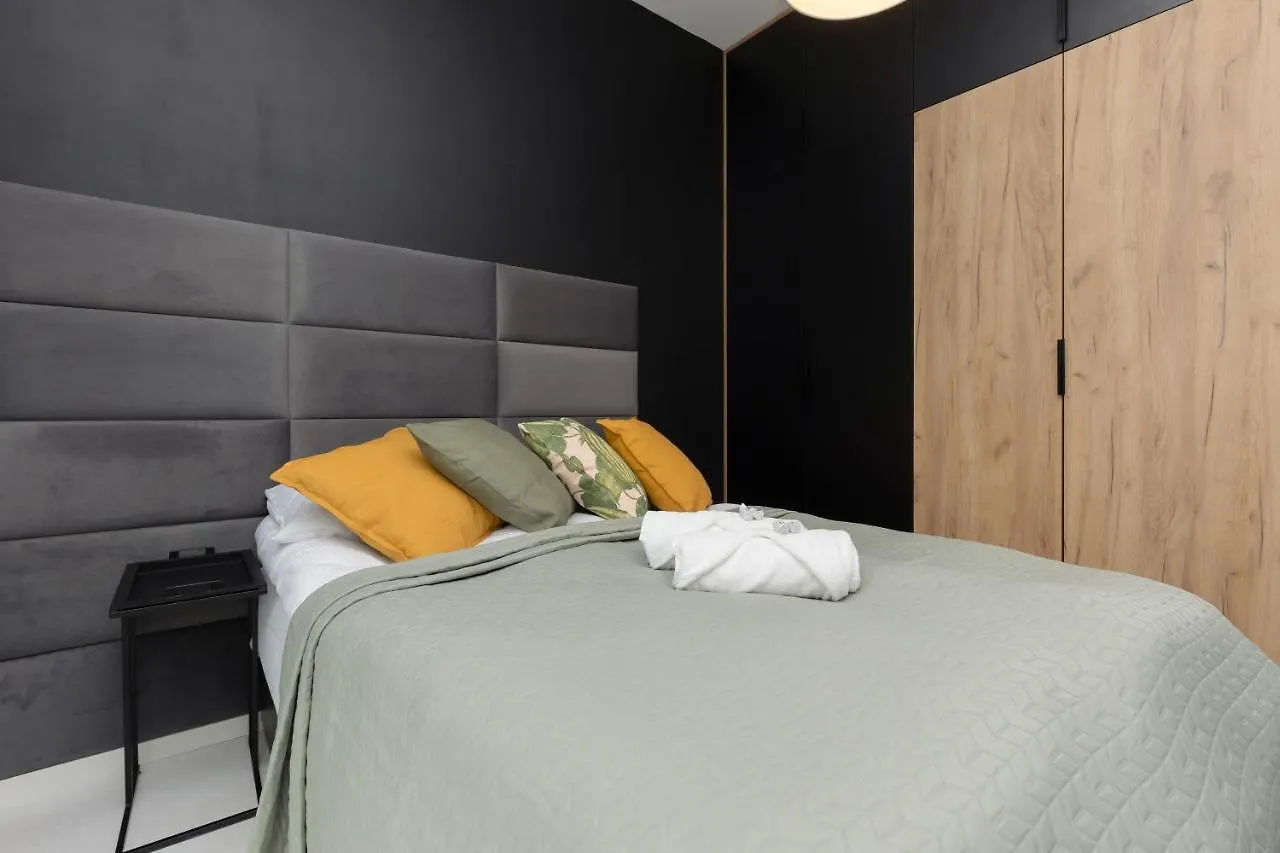Wlochy Borsucza Modern Apartment By Noclegi Renters Warsaw