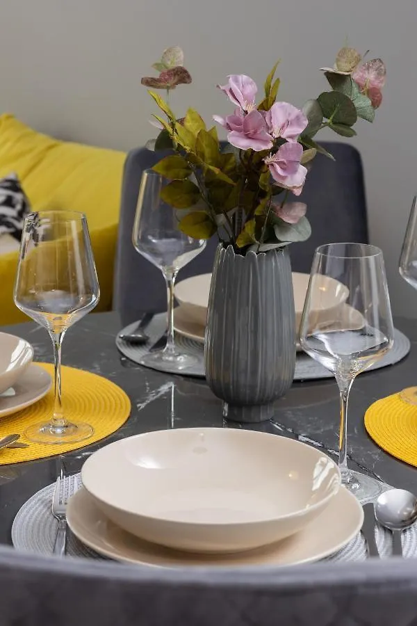 Wlochy Borsucza Modern Apartment By Noclegi Renters Warsaw