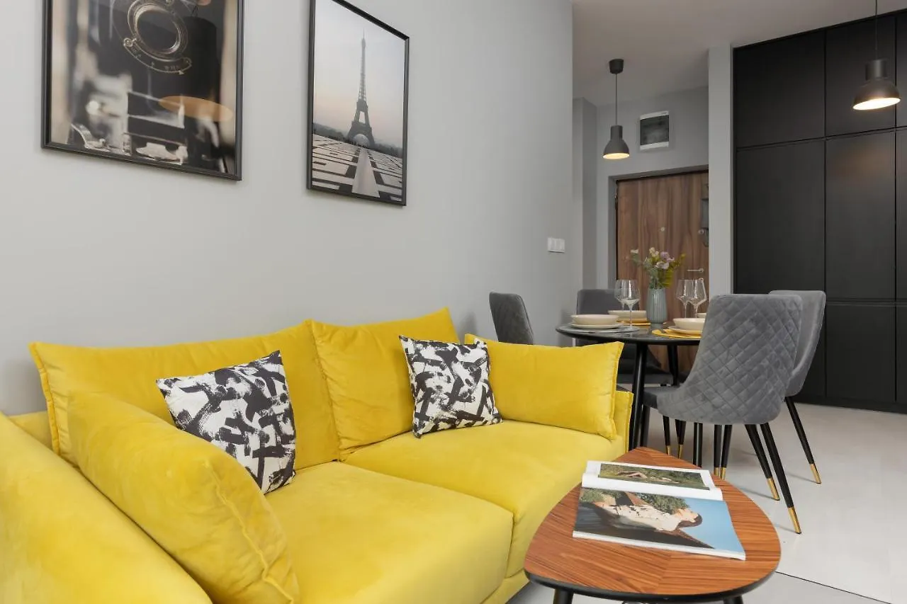 Wlochy Borsucza Modern Apartment By Noclegi Renters contacts